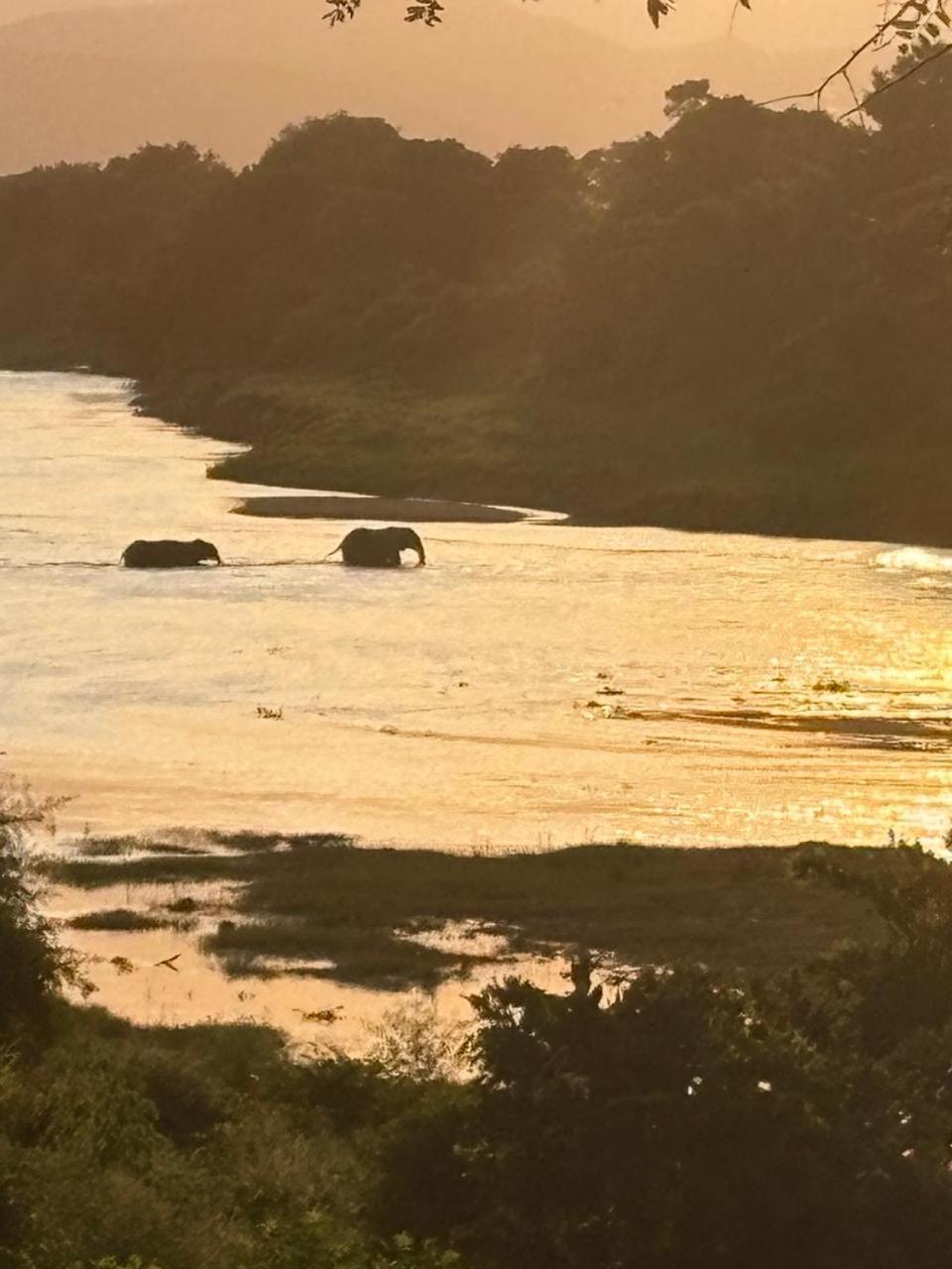 Rio Vista Lodge Malalane Luaran gambar